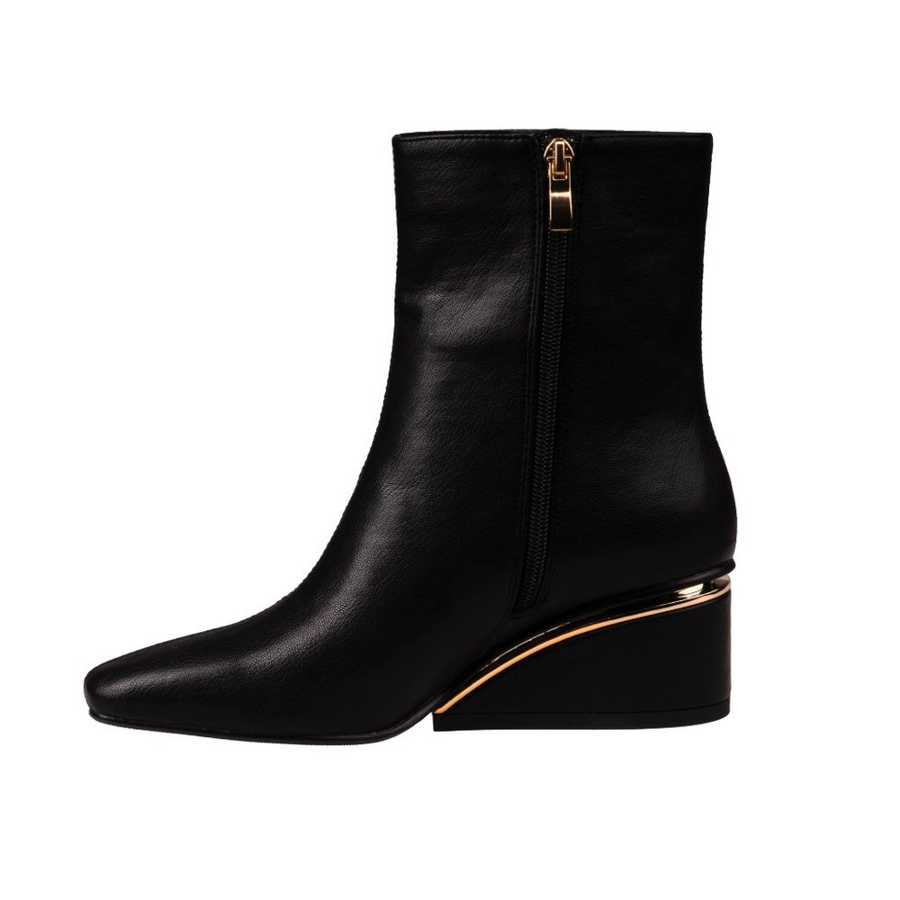 Stylish Vintage Womens Black Leather Wedge Ankle Boots - Picture 2 of 7